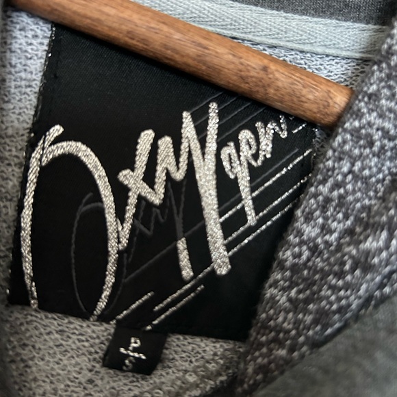 Oxygen hoodie - Picture 3 of 3